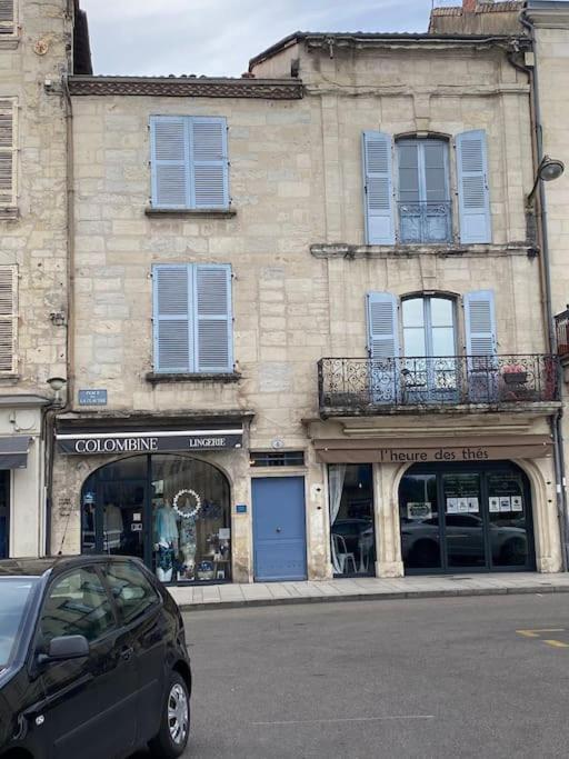 Appartement Superbe Duplex Vue Cathedrale Exceptionnelle à Périgueux Extérieur photo