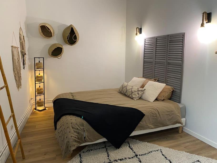 Appartement Superbe Duplex Vue Cathedrale Exceptionnelle à Périgueux Extérieur photo