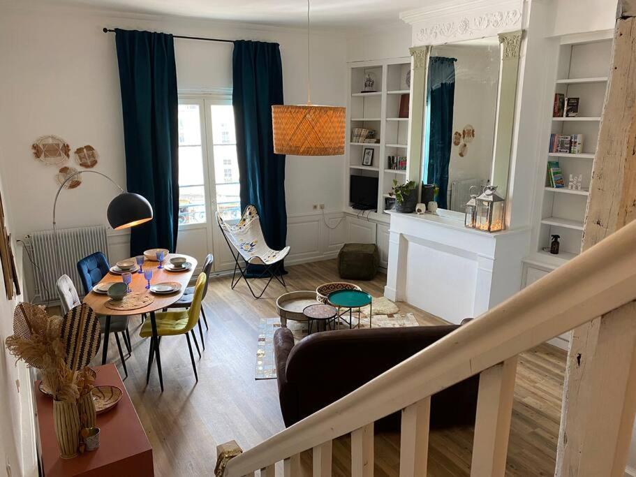 Appartement Superbe Duplex Vue Cathedrale Exceptionnelle à Périgueux Extérieur photo